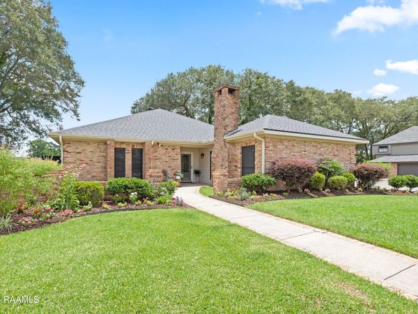 215 Tuscany Valley Drive, Lafayette, LA 70506