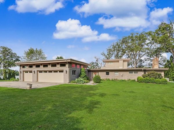448 Wolfe Drive , Loda, IL 60948