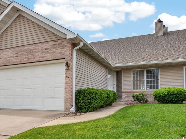 107 N Blair Drive , Unit 17, Normal, IL 61761
