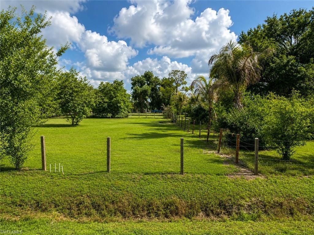 10351 Deal Rd , North Fort Myers, FL 33917 Photo