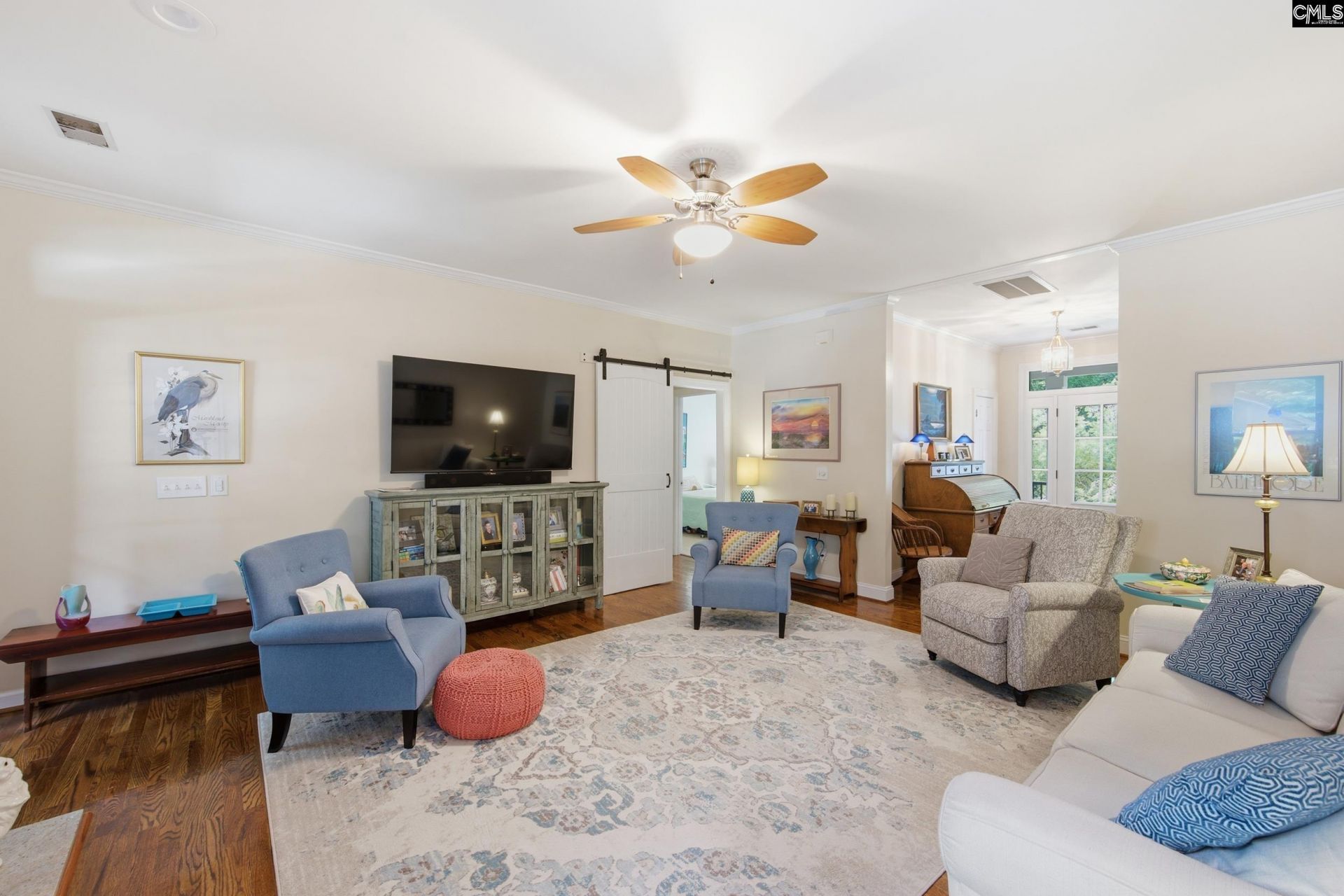715 Gasque Court  Photo 9