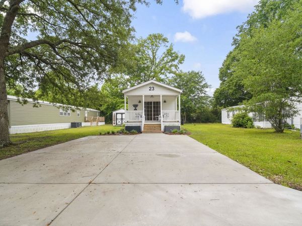 23 Crooked Island Circle, Murrells Inlet, SC 29576