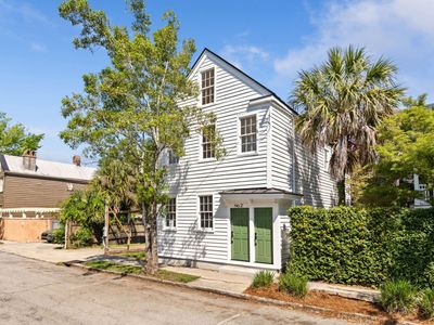 2 Henrietta Street, Charleston, SC 29403