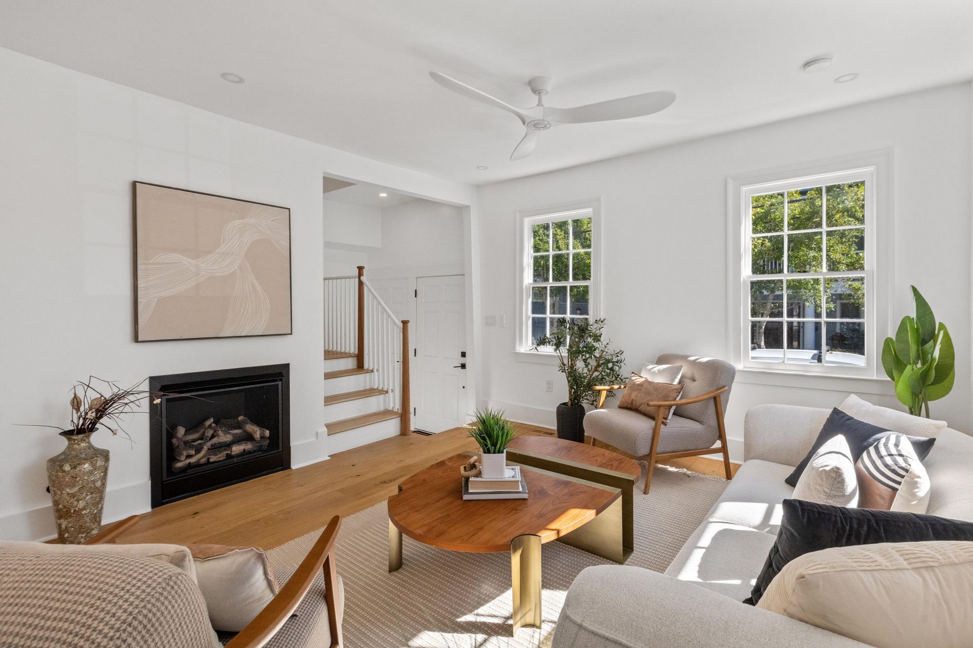 2 Henrietta Street Photo 10