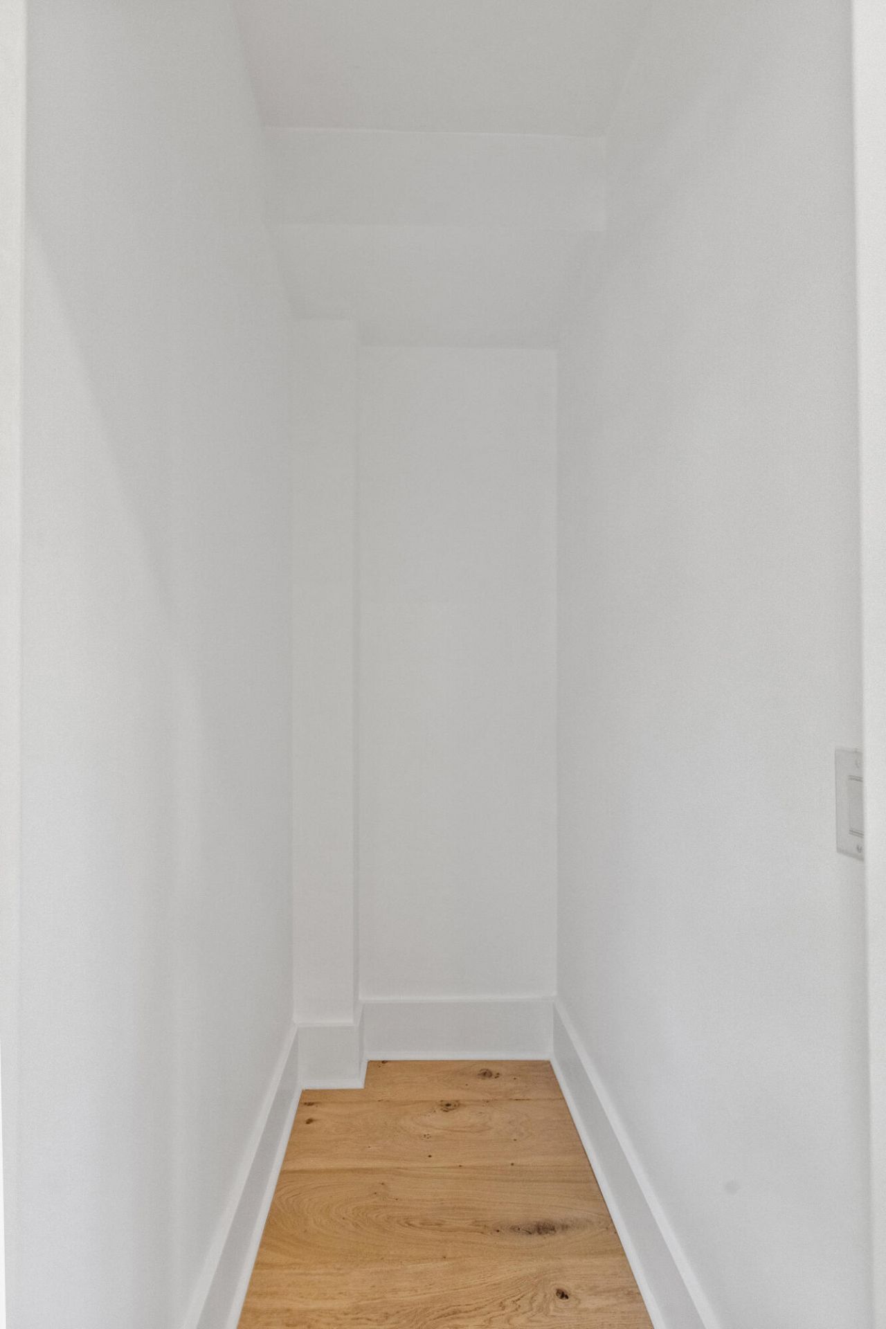 2 Henrietta Street Photo 28