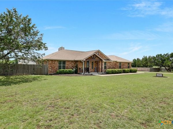 212 Christine Lane, Liberty Hill, TX 78642