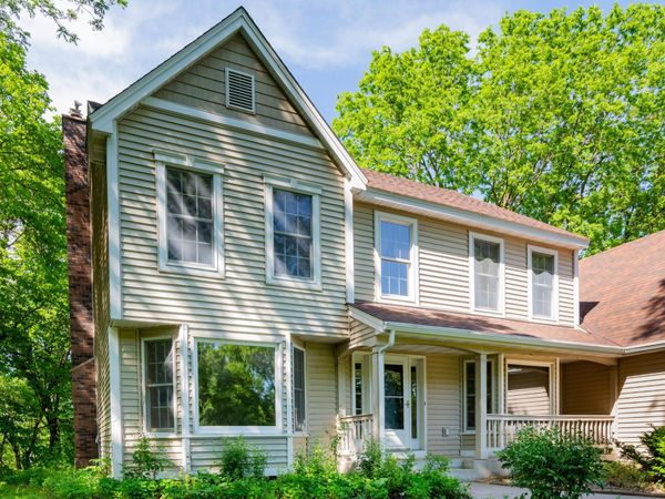 875 Midwest Trail N, Lake Elmo, MN 55042