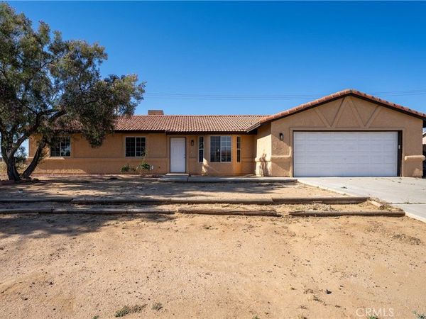 8660 Redwood Boulevard, California City, CA 93505