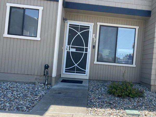 801 Nash Road, Unit E7, Hollister, CA 95023