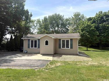 22605 VETERANS Road, Morton, IL 61550