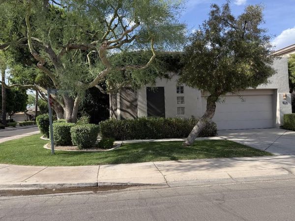 7338 E DEL ACERO Drive, Scottsdale, AZ 85258