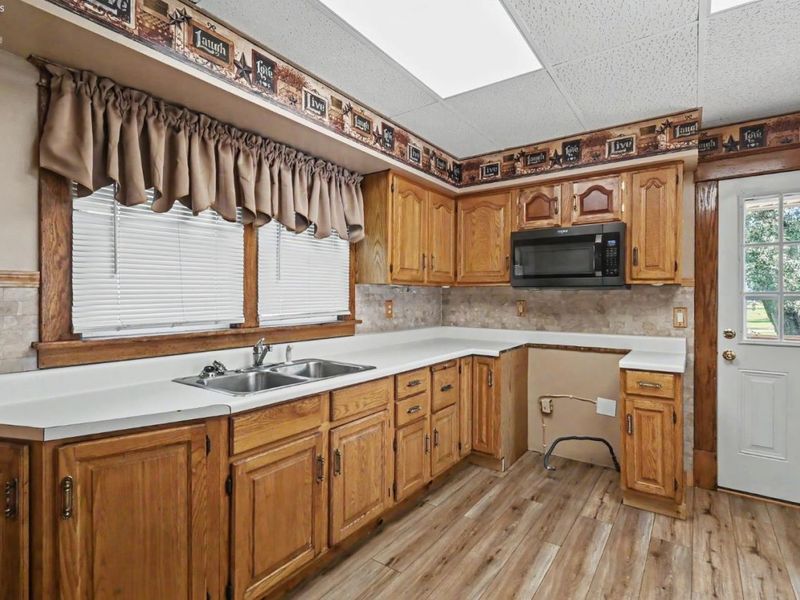 216 W Laurel Street, Willard, OH 44890 Photo 10