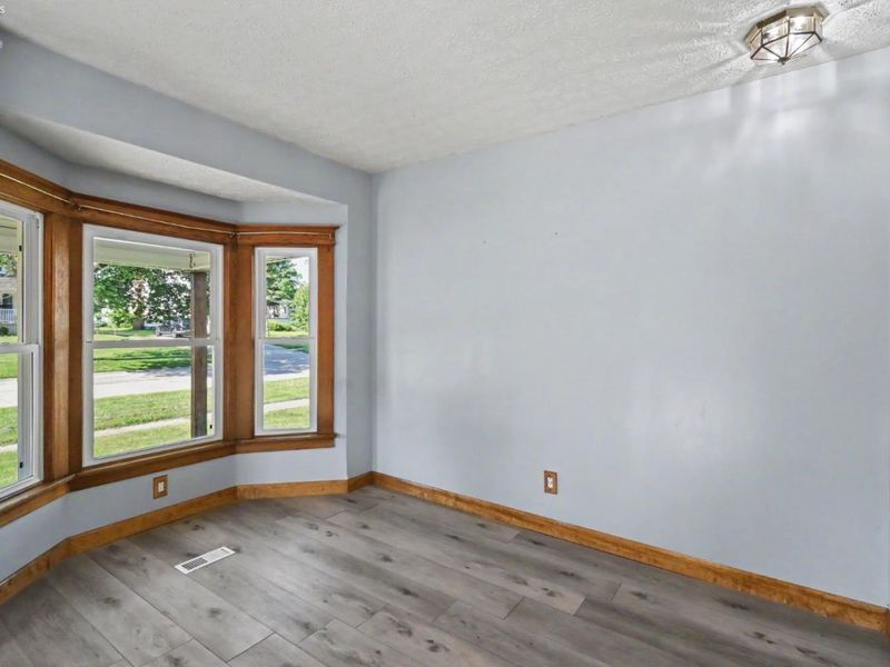 216 W Laurel Street, Willard, OH 44890 Photo 5
