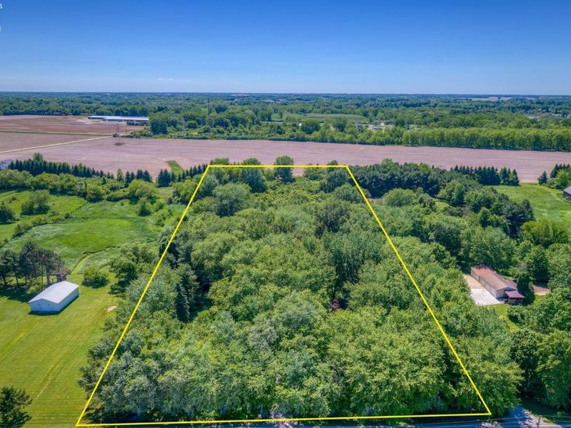 1811 Jeffries Road, Huron, OH 44839 Photo 2