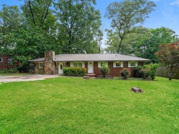 2536 Britt Road , Snellville, GA 30078