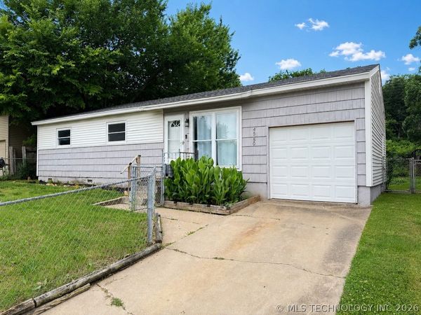 4550 S 23rd West Avenue W, Tulsa, OK 74107