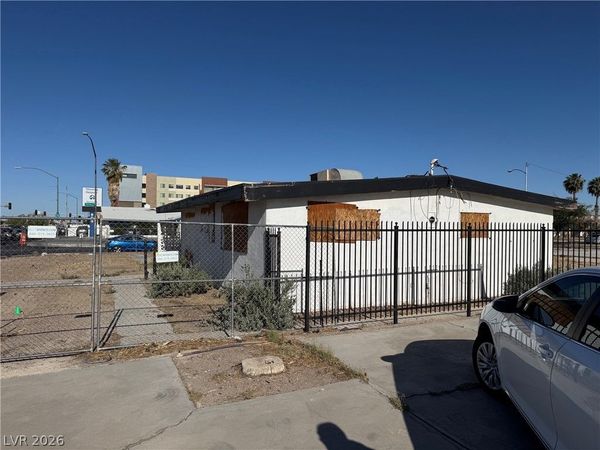919 E Tropicana Avenue, Las Vegas, NV 89119