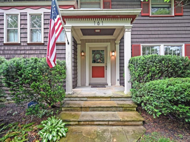 161 Lafayette Circle, Cincinnati, OH 45220 Photo 3