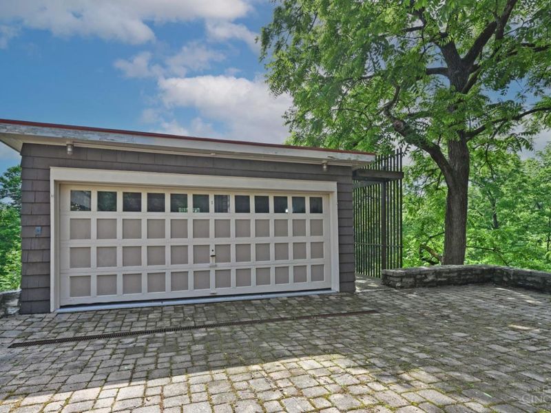 161 Lafayette Circle, Cincinnati, OH 45220 Photo 43