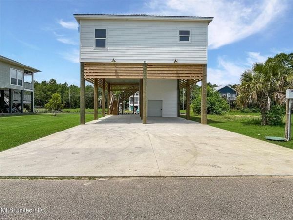 56 GOOD Street, Bay St Louis, MS 39520