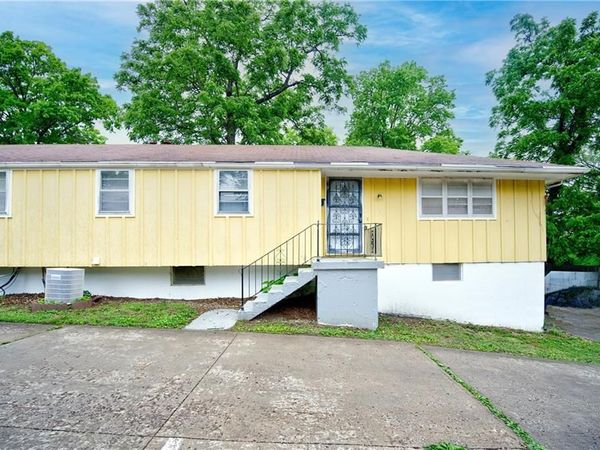 1836 E 78th Street, Kansas City, MO 64132
