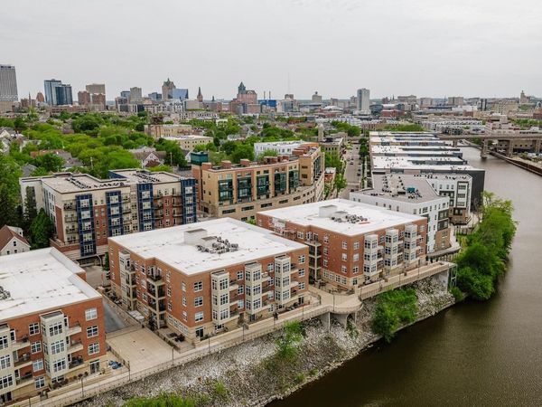 1915 N Water STREET, Unit 103, Milwaukee, WI 53202