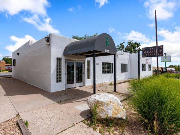 1710 Cerrillos , Santa Fe, NM 87505