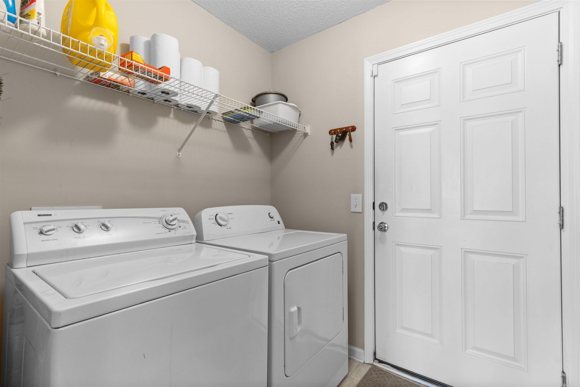 1142 Lampwick Ln. Photo 31