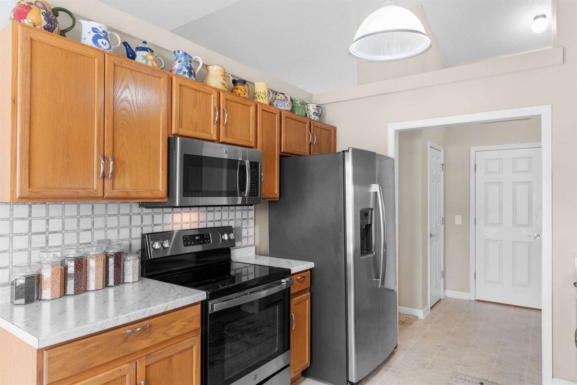 1142 Lampwick Ln. Photo 8