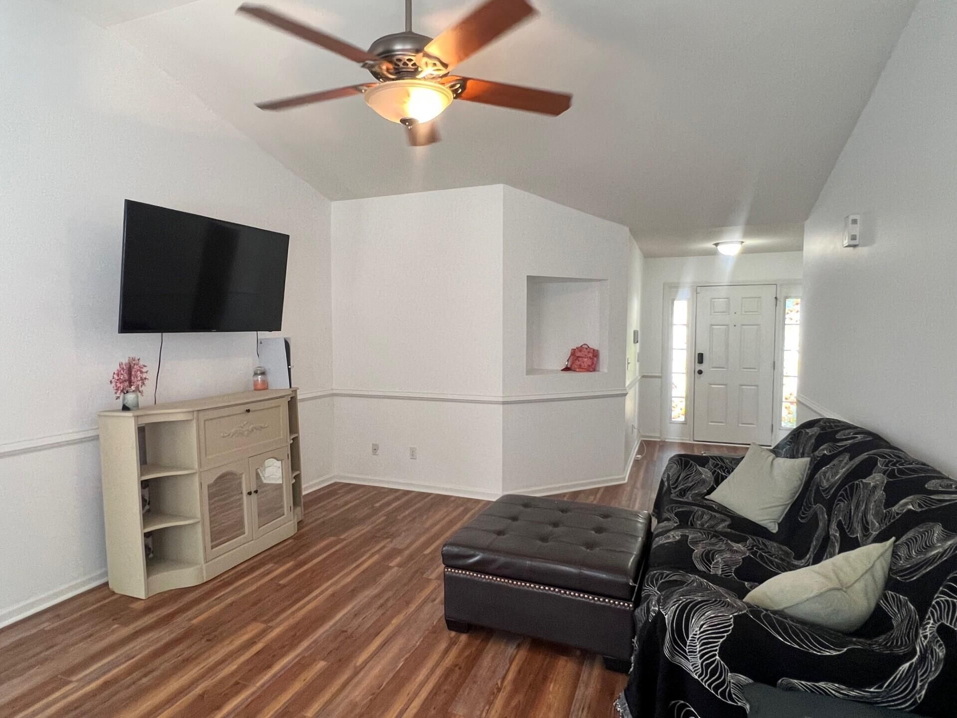 9029 Fieldstone Trace Photo 4