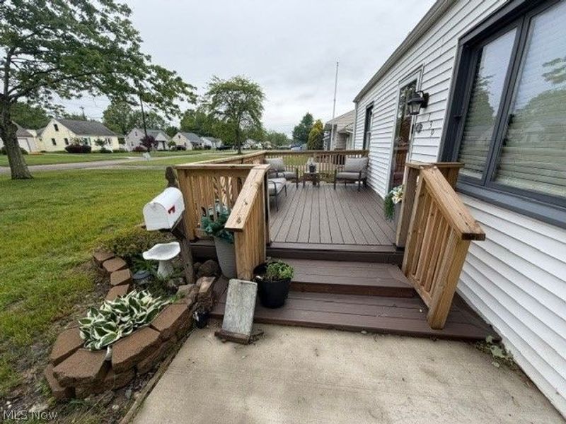139 Dehoff Drive , Austintown, OH 44515 Photo 2
