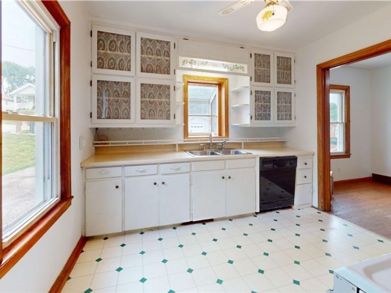 107 Woodrow Street, Marietta, OH 45750 Photo 12