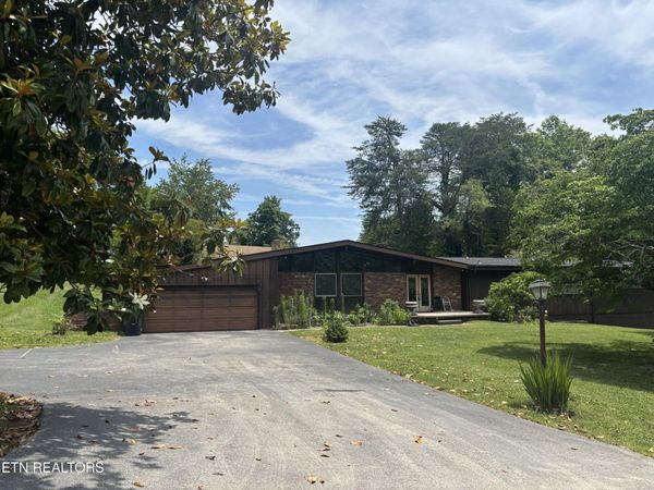 7121 Stone Mill Drive , Knoxville, TN 37919