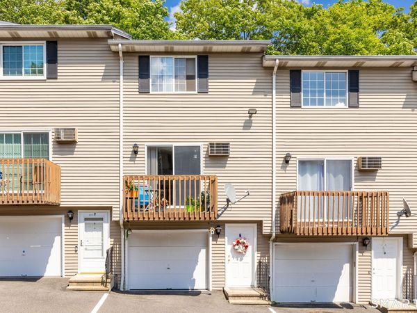 3211 East Main, Unit 6, Waterbury, CT 06705