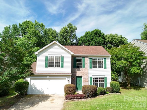 7638 Black Hawk Lane , Tega Cay, SC 29708