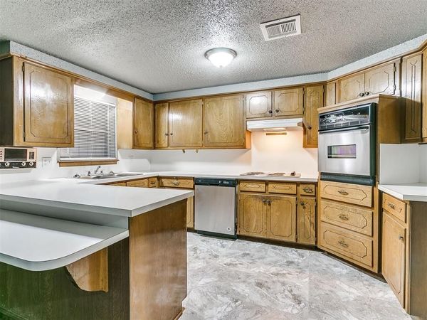 319 NW 81st Street, Oklahoma City, OK 73114