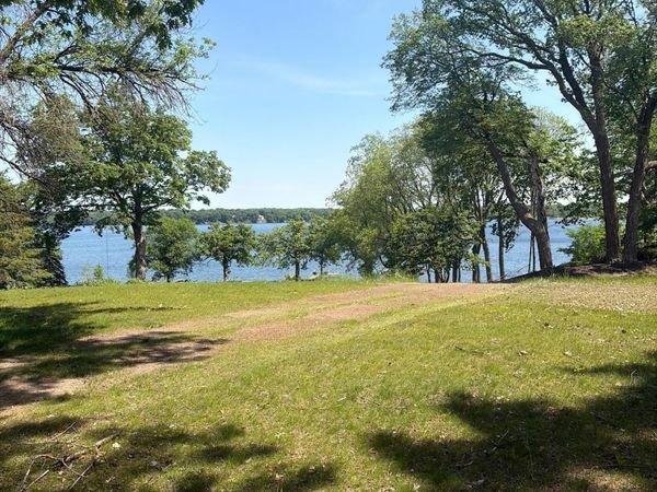 4894 Bridgevine Way , Independence, MN 55359