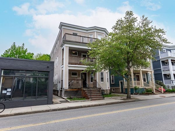 279 Concord Ave, Unit 2, Cambridge, MA 02138