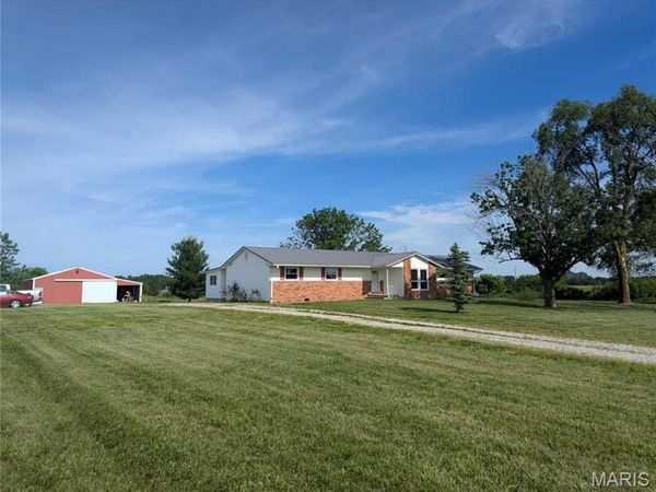 1434 Mulberry Grove Road , Mulberry Grove, IL 62262