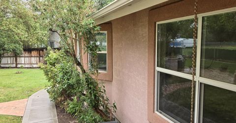 490 Sara Court, Fernley, NV 89408 Photo