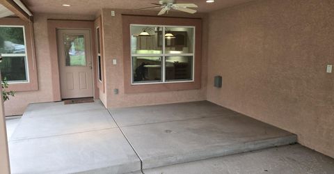 490 Sara Court, Fernley, NV 89408 Photo