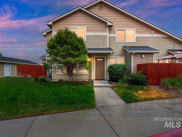 9151 W Brogan Dr, Boise, ID 83709