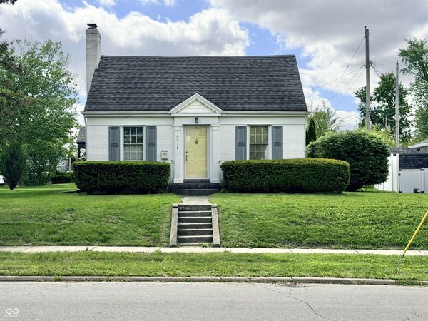 1601 N Highlands Boulevard , Fort Wayne, IN 46808