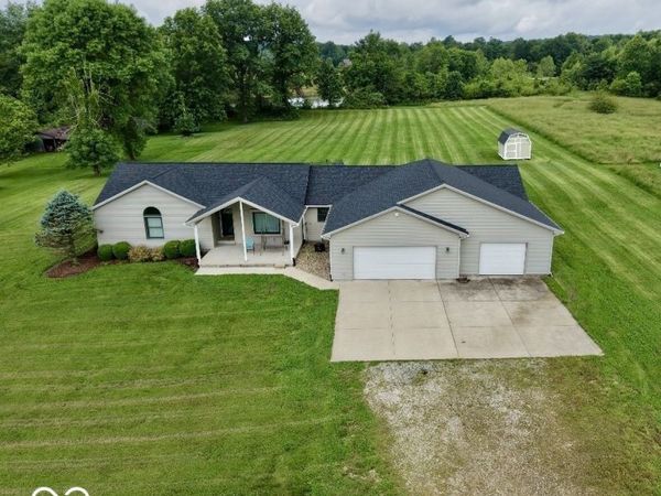 4000 S 550 W, Columbus, IN 47201