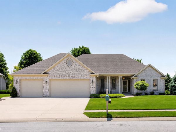 7831 Juniper Lane, Avon, IN 46123