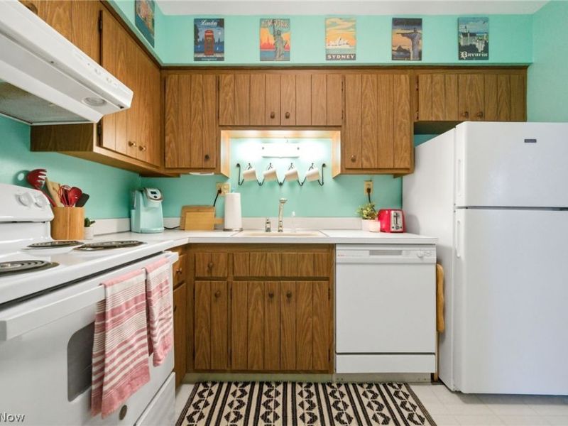 2720 Pease Drive , Unit 218N, Rocky River, OH 44116 Photo 14