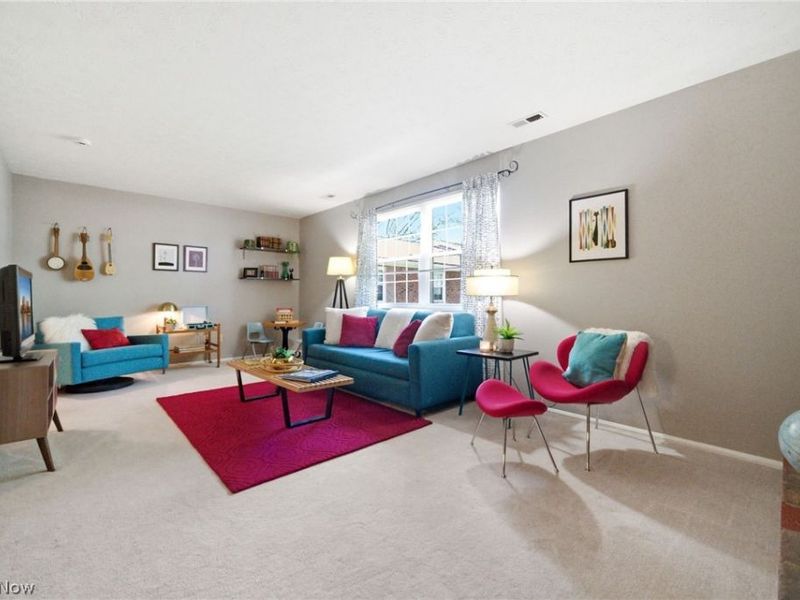 2720 Pease Drive , Unit 218N, Rocky River, OH 44116 Photo 2