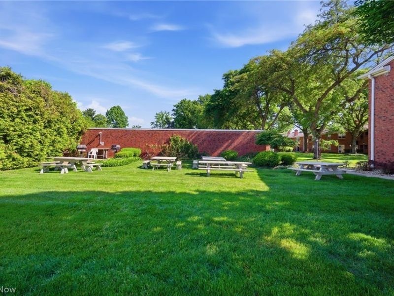 2720 Pease Drive , Unit 218N, Rocky River, OH 44116 Photo 27