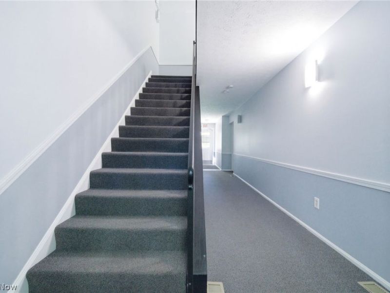 2720 Pease Drive , Unit 218N, Rocky River, OH 44116 Photo 9