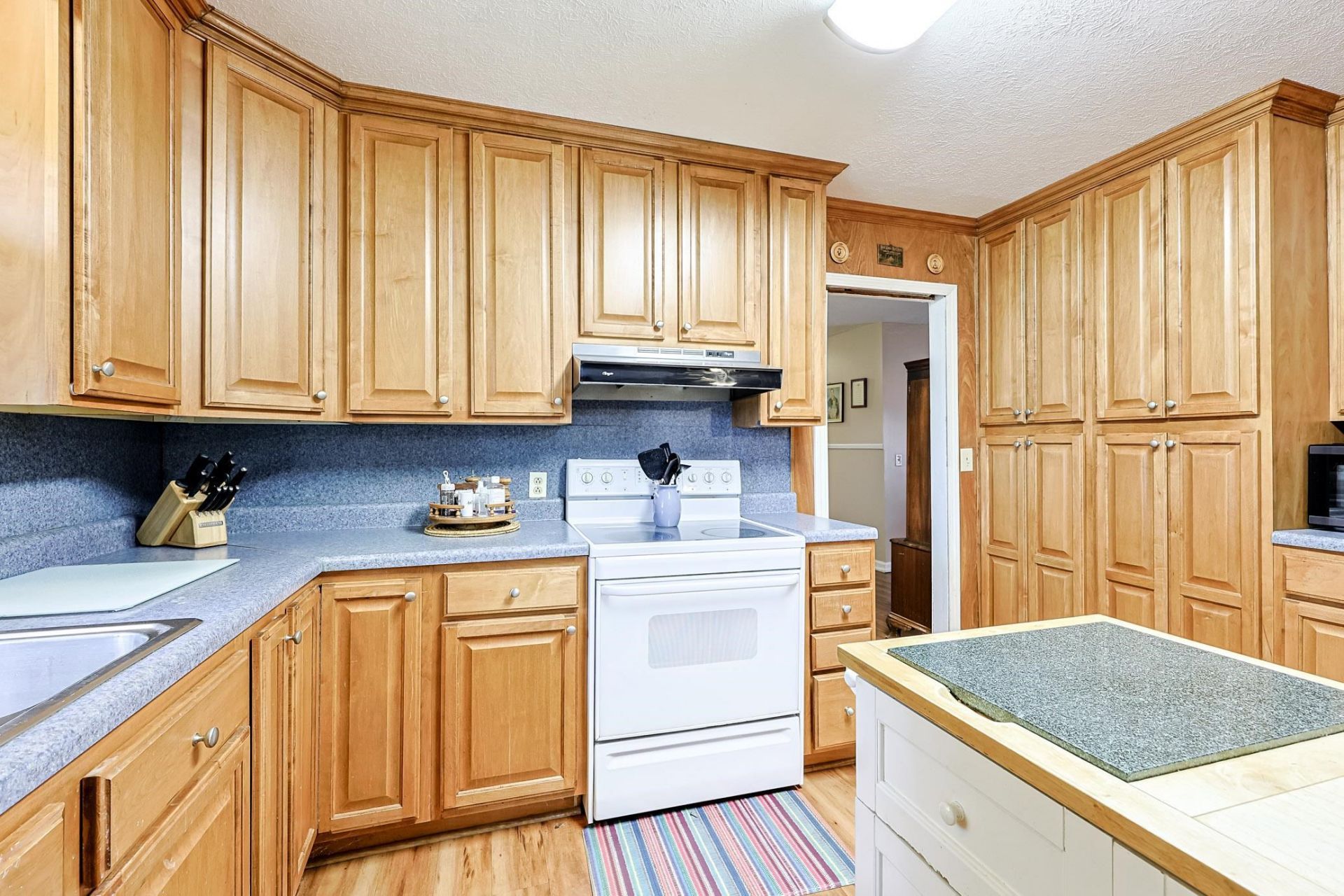 301 Waterside Dr.  Photo 20